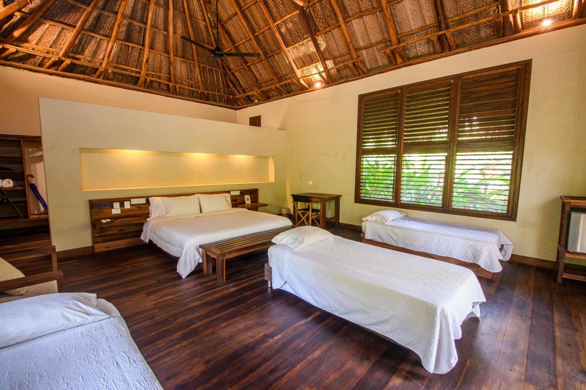 Senda Watapuy Hotel Ел Заино Екстериор снимка Family Suite
